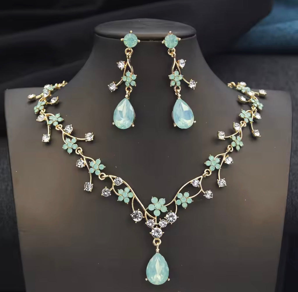 Sage & Gold Jewelry Set