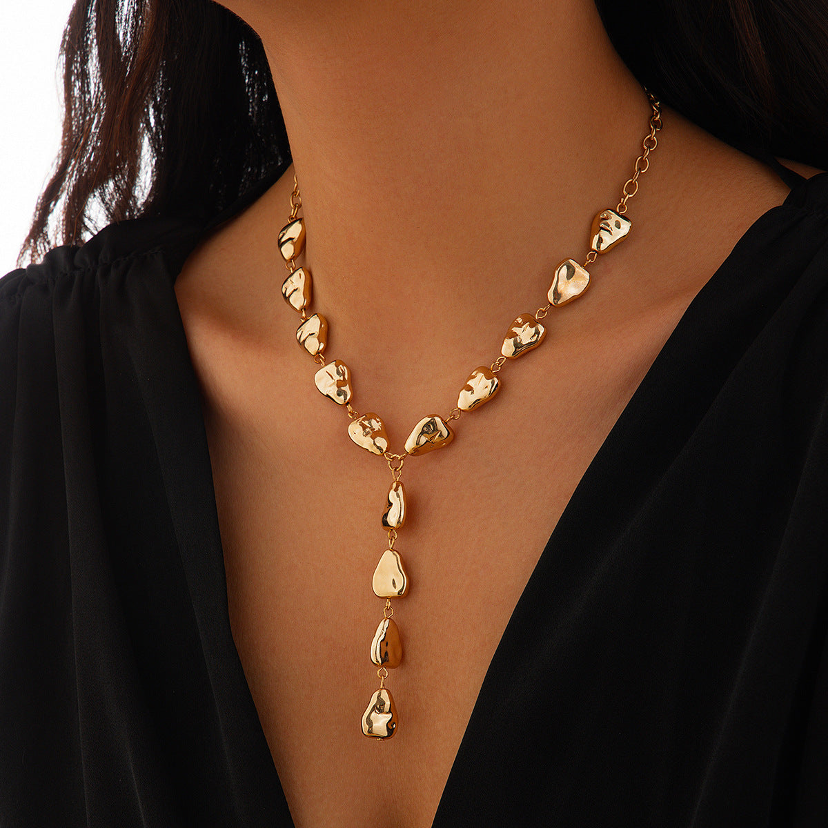 Irregular Baroque Y-shaped Collarbone Chain