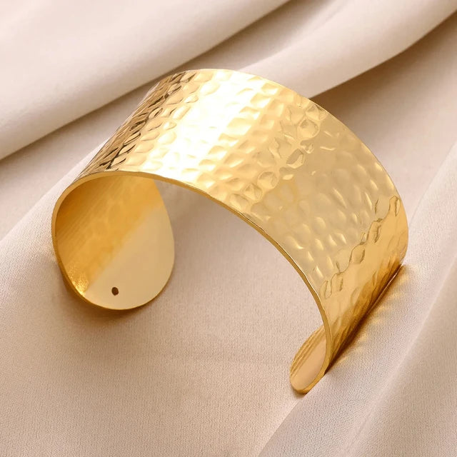 Classic Bump Pattern Bangles