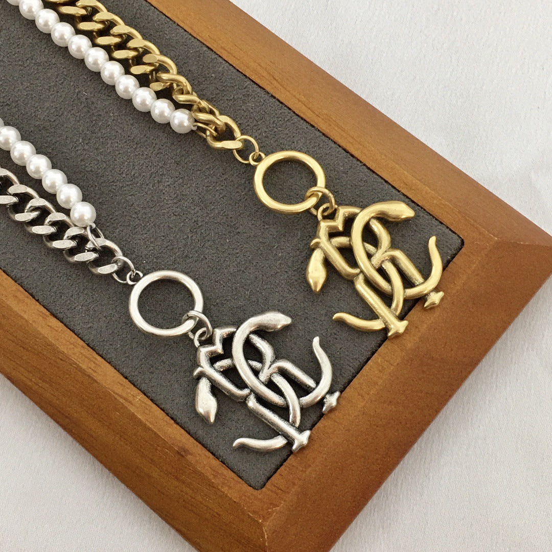 New Double Spirit Snake Pearl Double Layer OT Necklace for Women, with a sense of luxury, personality, and punk style