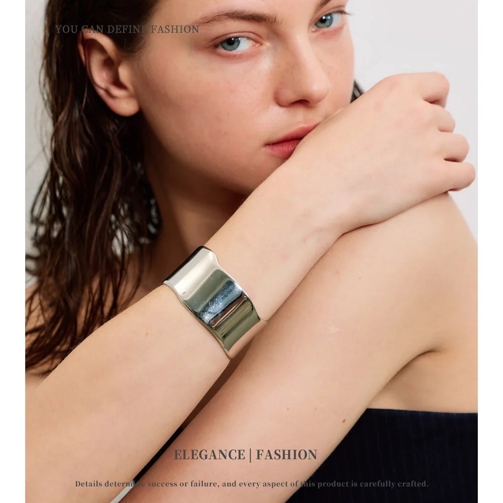 NiNice Stainless Steel Bracelets Jewellery Woman Exaggerated Personality Fashionable Design Sense Heavy-Duty Cuffs New Gifts
